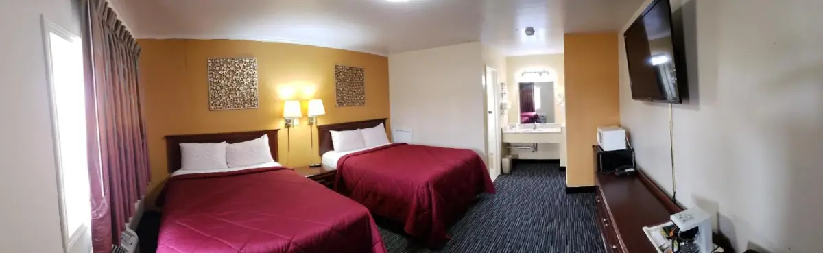 Super 7 Motel 5